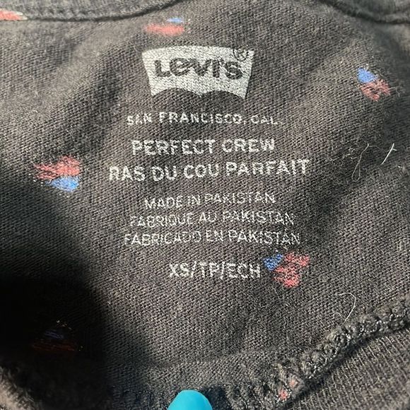 🍍Vintage Levi’s t shirt - Picture 3 of 6